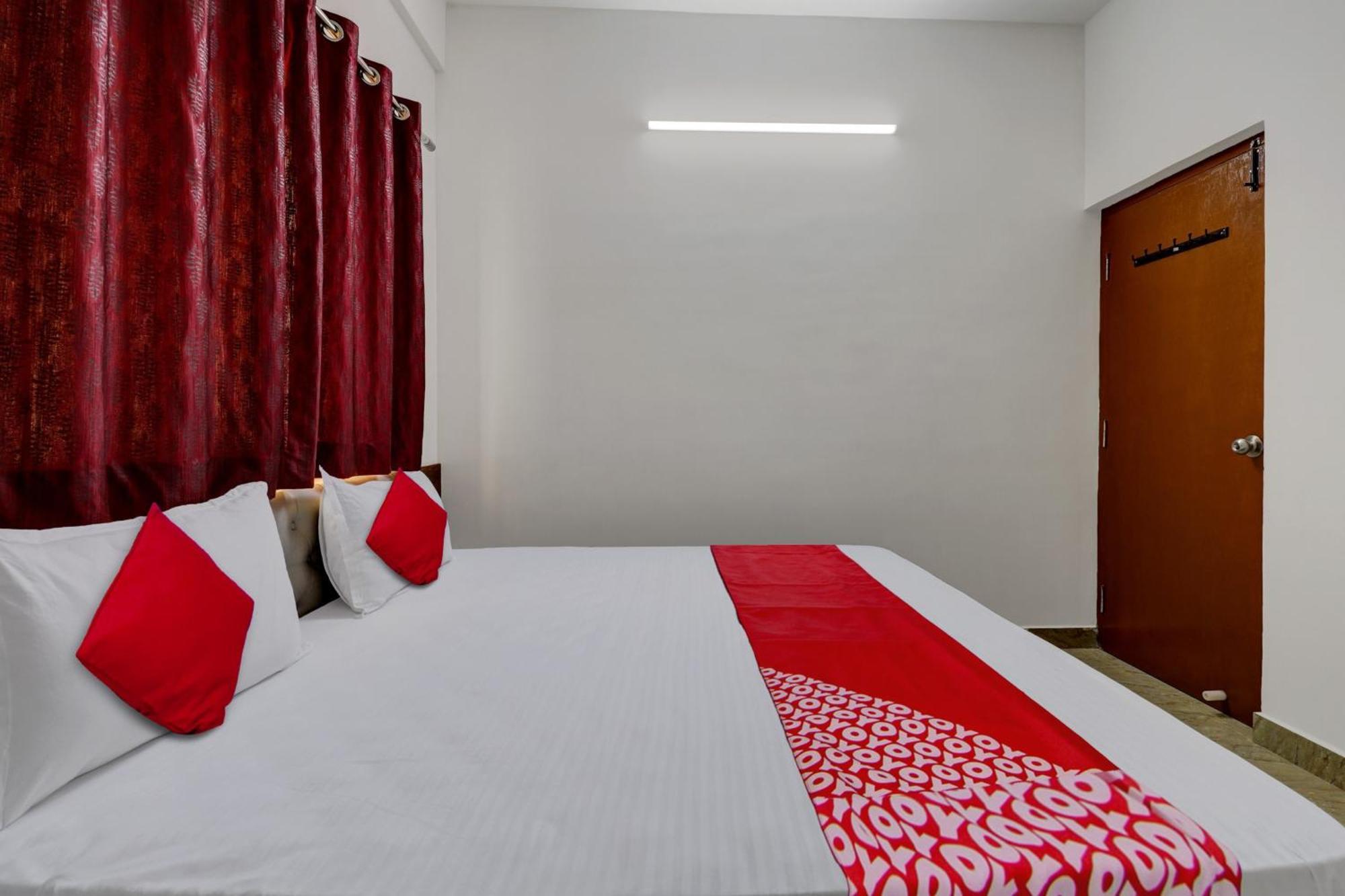 Hotel O Aishwarya Comfort バンガロール エクステリア 写真